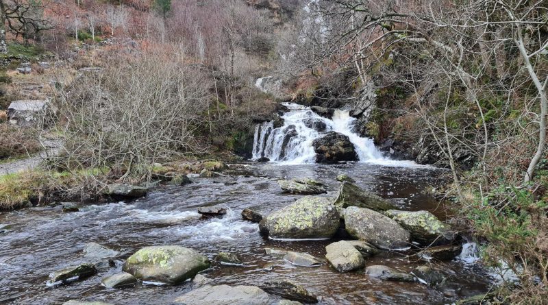 The image shows the full size of Rhiwargor Waterfall